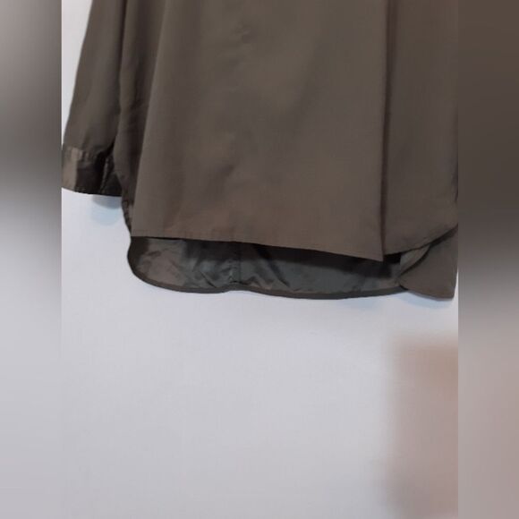 Chico's olive green zip neckline blouse - Picture 6 of 6